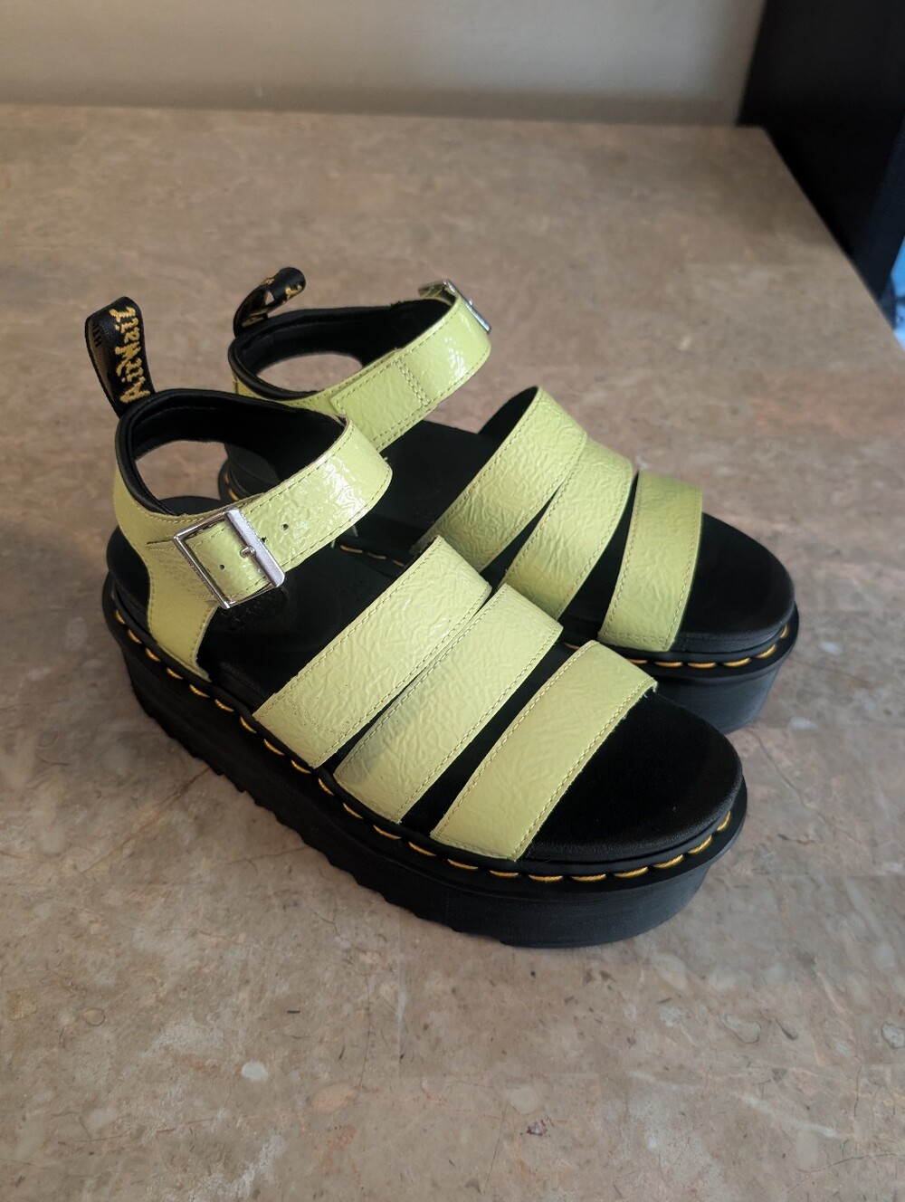 Dr. Martens Blaire Quad Fisherman Platform Sandals lime green Women's Size 9
